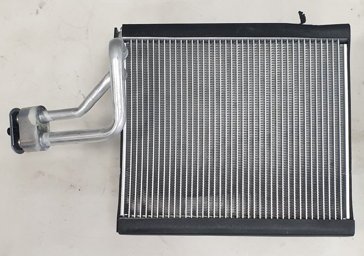 1803005 HYUNDAİ H350 HD75 EVAPARATÖR