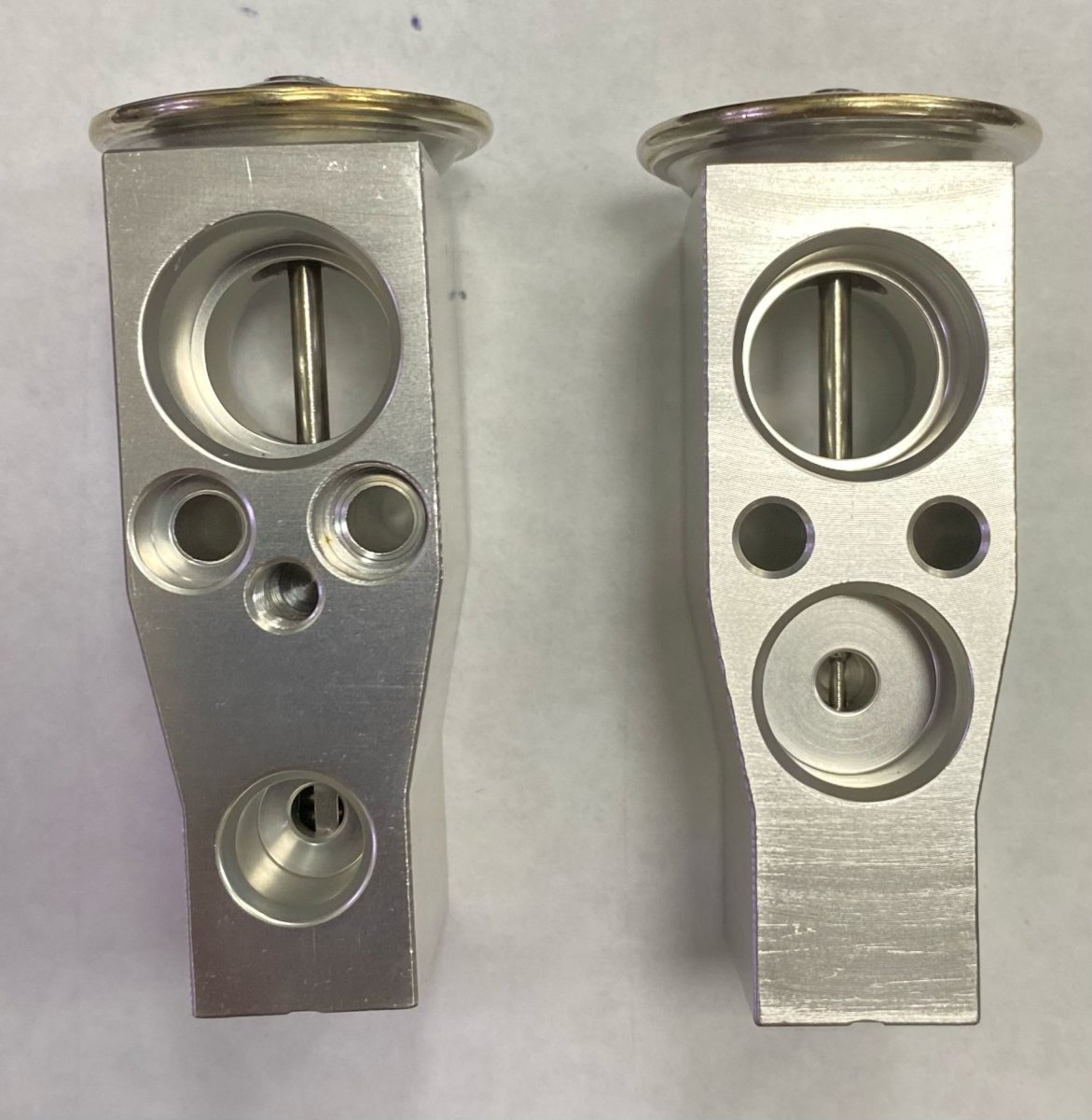 QKFH3728 TOYOTA EXPASİON