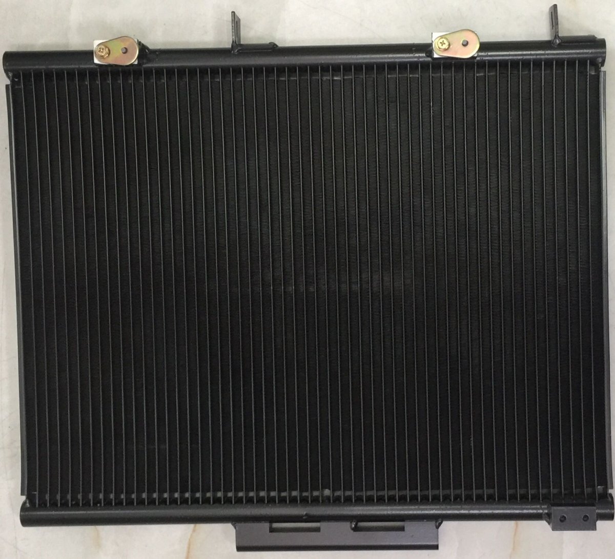 861361 NEW HOLLAND TRAKTÖR YM. CONDANSER