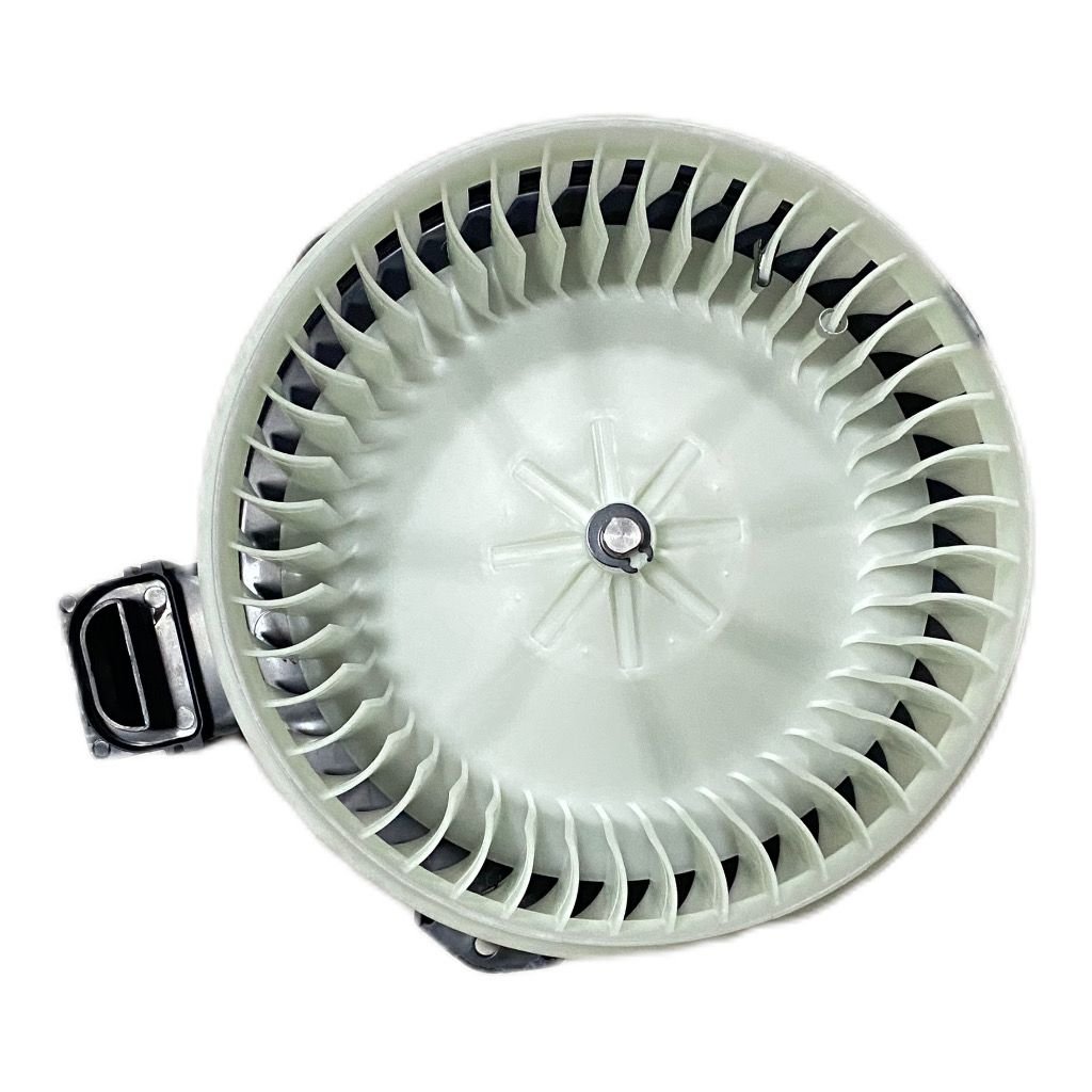 CH-40096 MASSEY FERGUSON 6600-5600 SERİ CONDANSER TRAKTÖR 56095613